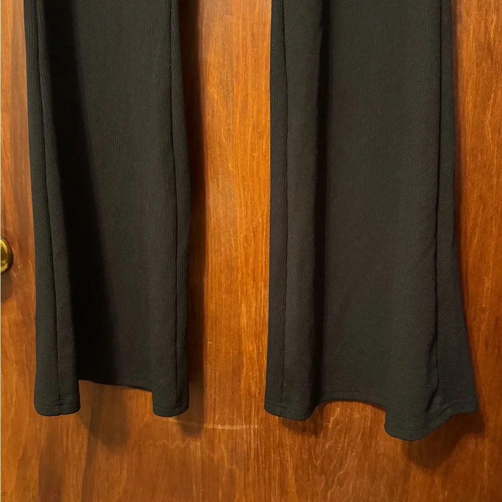 Women’s Plus Size Black Wide-Leg Flare Pants - Size 2X